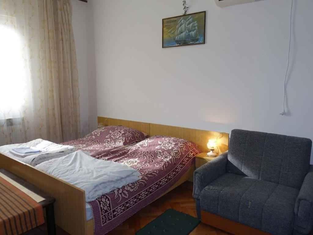 Apartment In Omisalj - Insel Krk 39736 Exterior photo